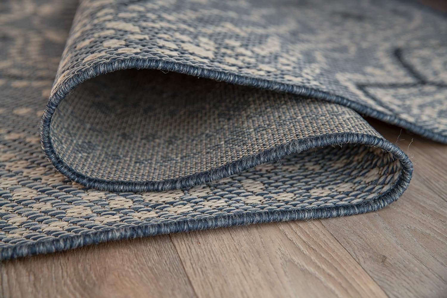 Blue Medallion Area Rug – Indoor/Outdoor Fade-Resistant Rug for Living Room, Dining Room & Office (7'10" x 10')