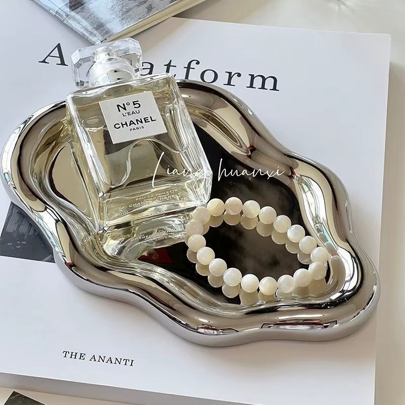 Cloud-Shaped Jewelry Tray – Decorative Vanity Plate for Rings, Earrings & Bracelets
